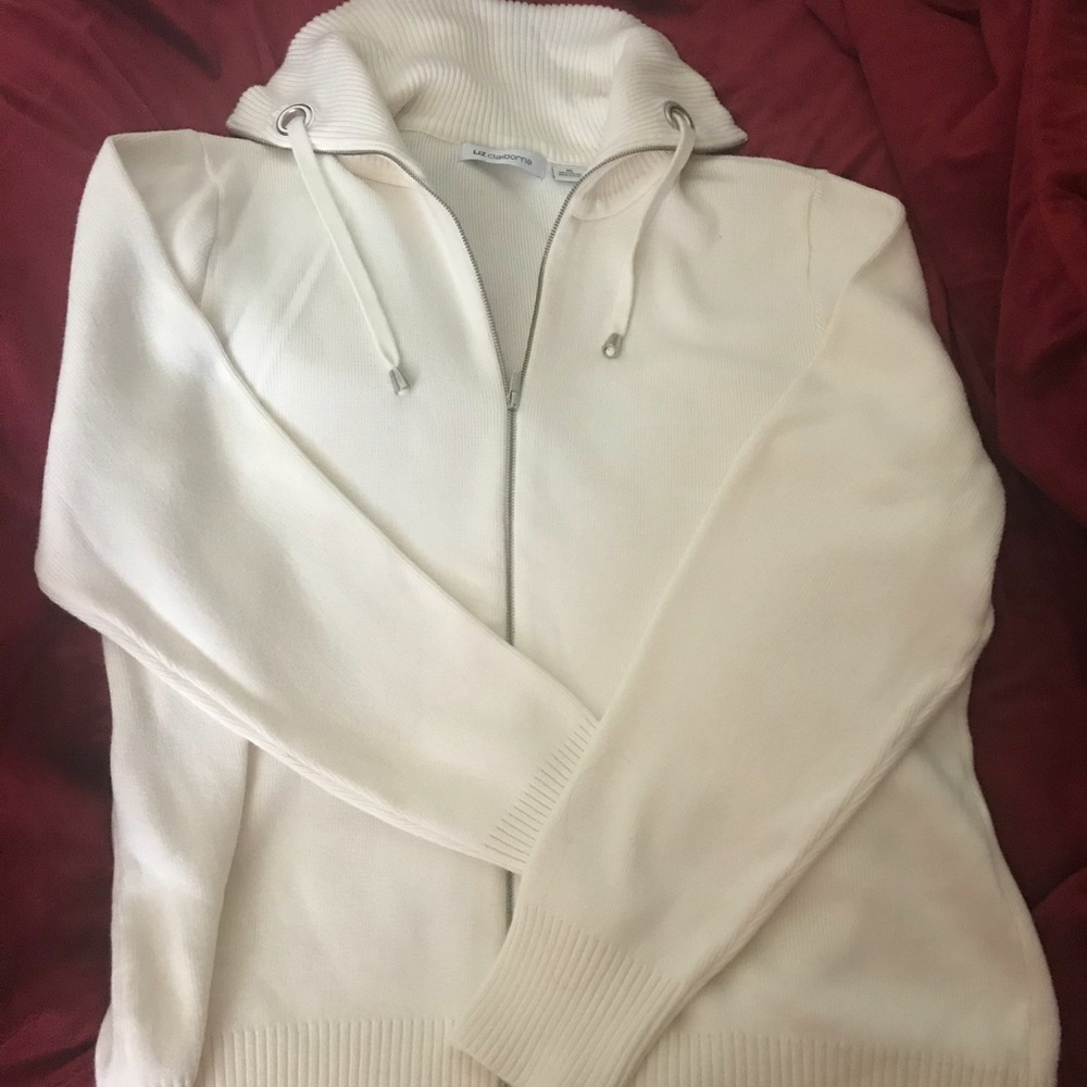 Sweater with full zipper